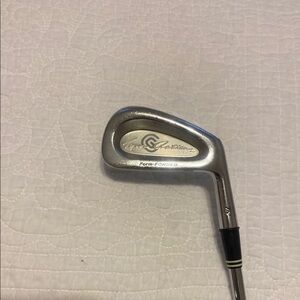 Cleveland Form Forged Tour Action 3 Iron, new grips fairly used